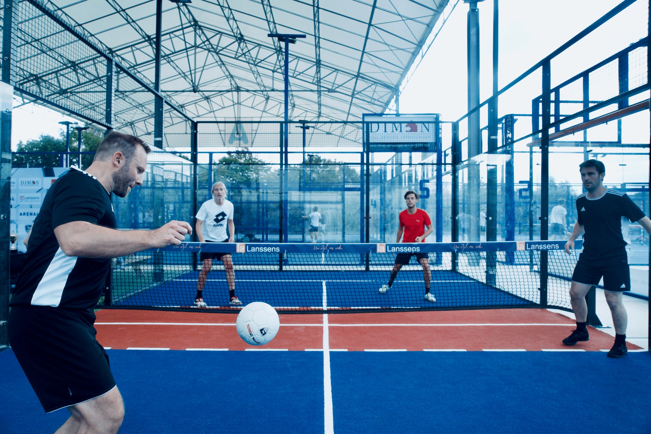 Panoramic Roofed Terrain de Padbol